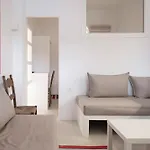 Kyon Kythnos * Kanala