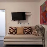 Kyon Kythnos Kanala