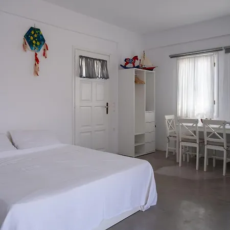 Апартаменты Kyon Kythnos Kanala