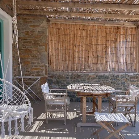 Kyon Kythnos Апартаменты *