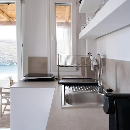 Kyon Kythnos Апартаменты