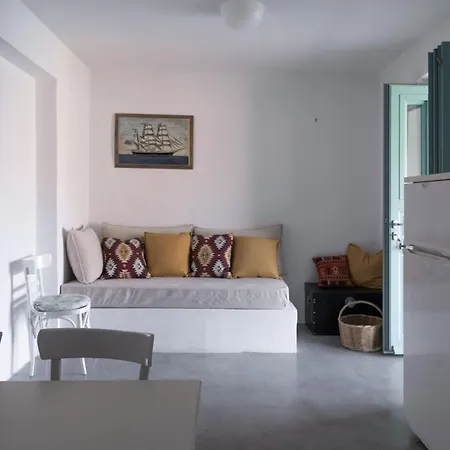 Kyon Kythnos Апартаменты Kanala