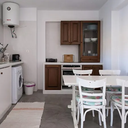 Апартаменты Kyon Kythnos