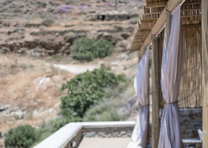 شقة Kyon Kythnos Kanala